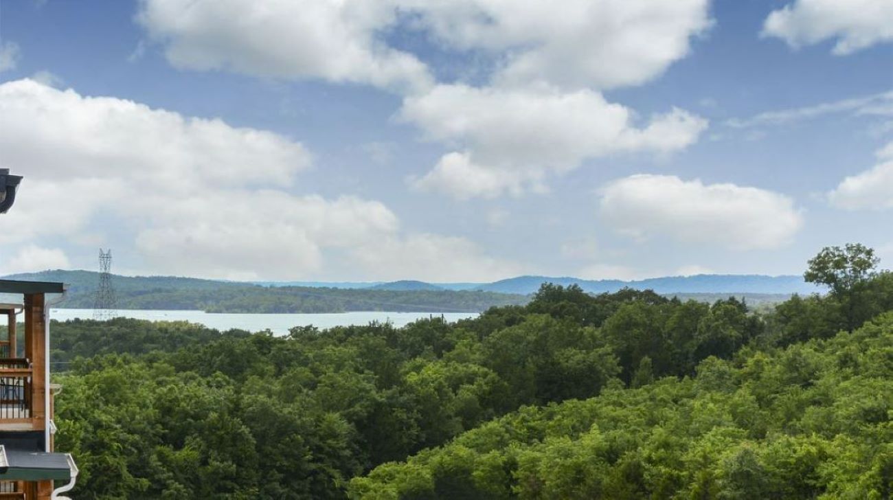 Gorgeous Table Rock Lake views