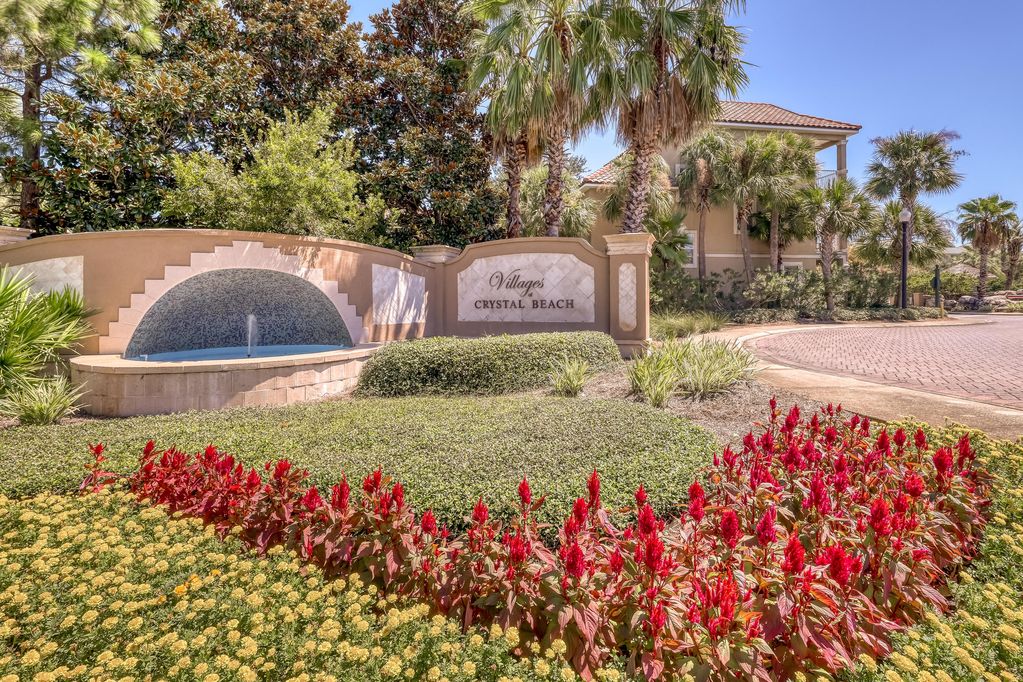 The Iconic "Villages of Crystal Beach"