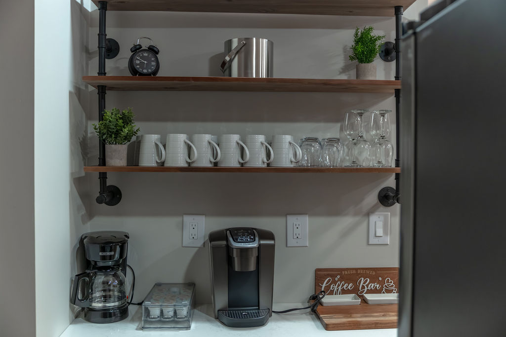 Coffee maker and mugs for your convenience!