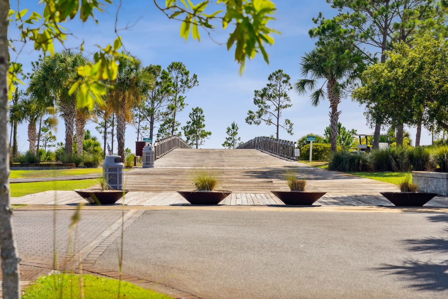 WindMark's Village Center - Huge boardwalk connects the restaurants and shops directly to the beach