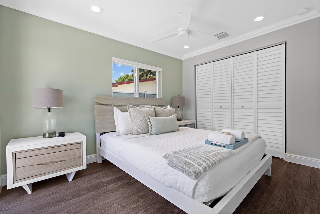 Bedroom number 3, Also with private access to the backyard.