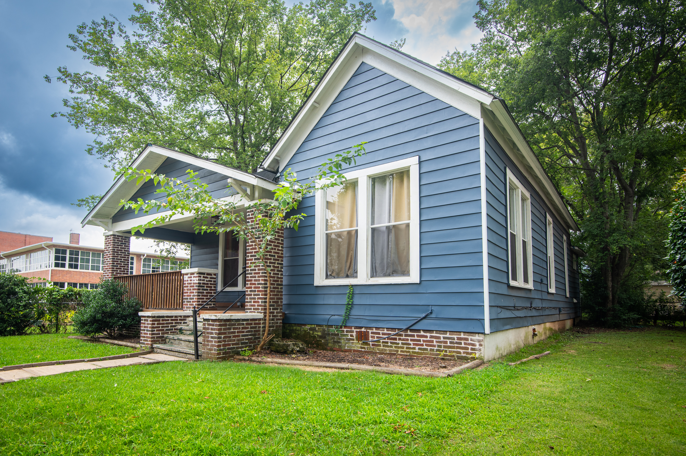 Everything is conveniently located on one level, making it easy to move throughout the home whether you're traveling with family, friends, or simply prefer no stairs. The only ones you'll find here are a few up front and a few down by the backyard.