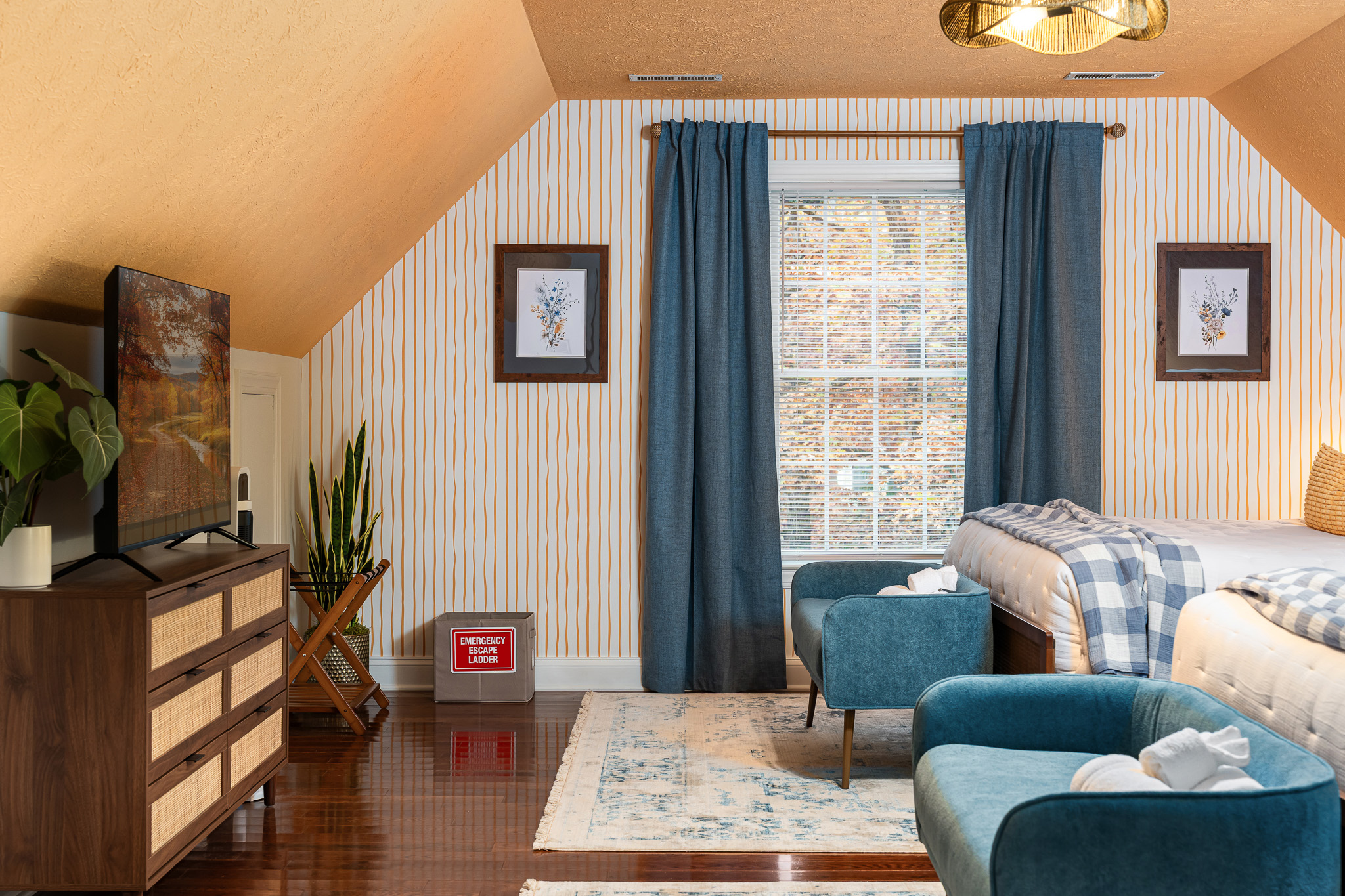 A calm, sunlit king suite designed for slow mornings and restful nights