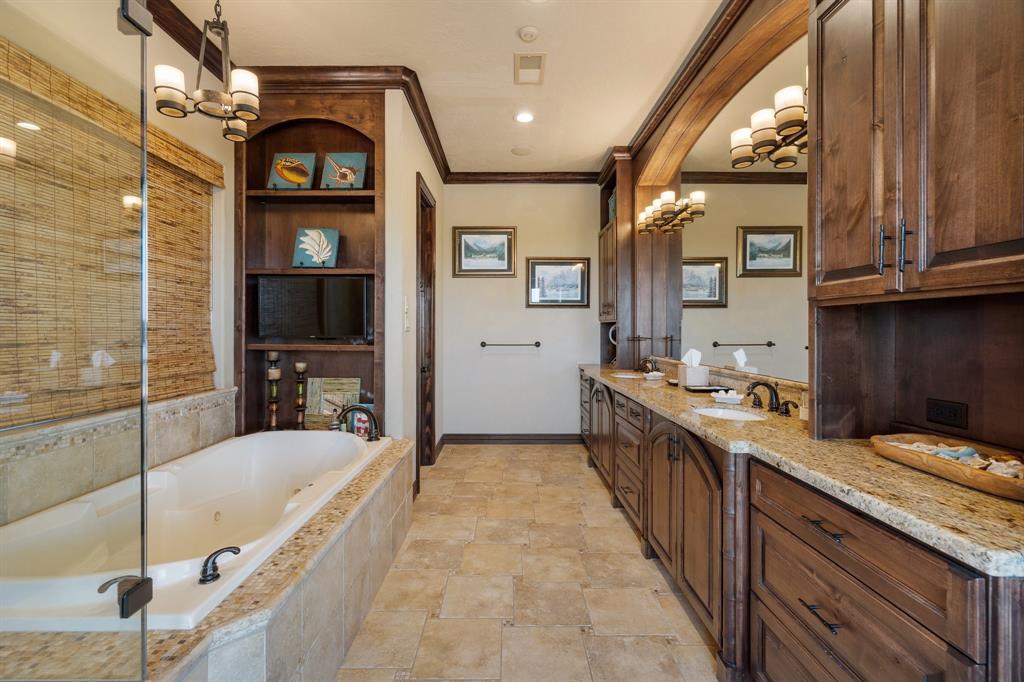 28cf3f1a833a480cb4ea31dd231d3cd7 | Beachhouse | Texas | TX | Vacation Homes | Galveston | Crystal Beach | Kokomo | Breezy Days | Beachfront Elegance | Sunrise Serenity | Southern Sands Property Management, LLC