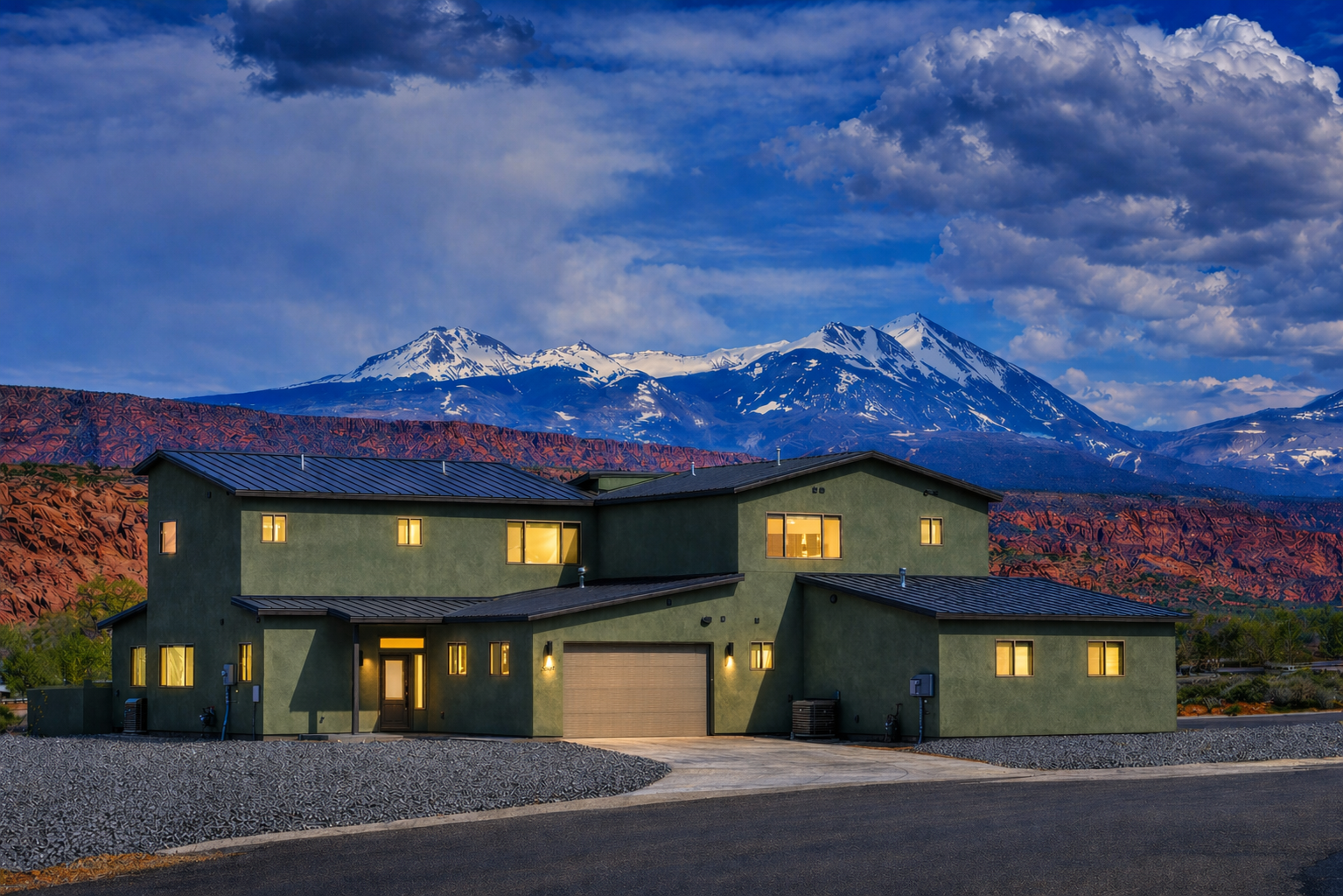 White Rim 6 Bedroom all suite resort home 