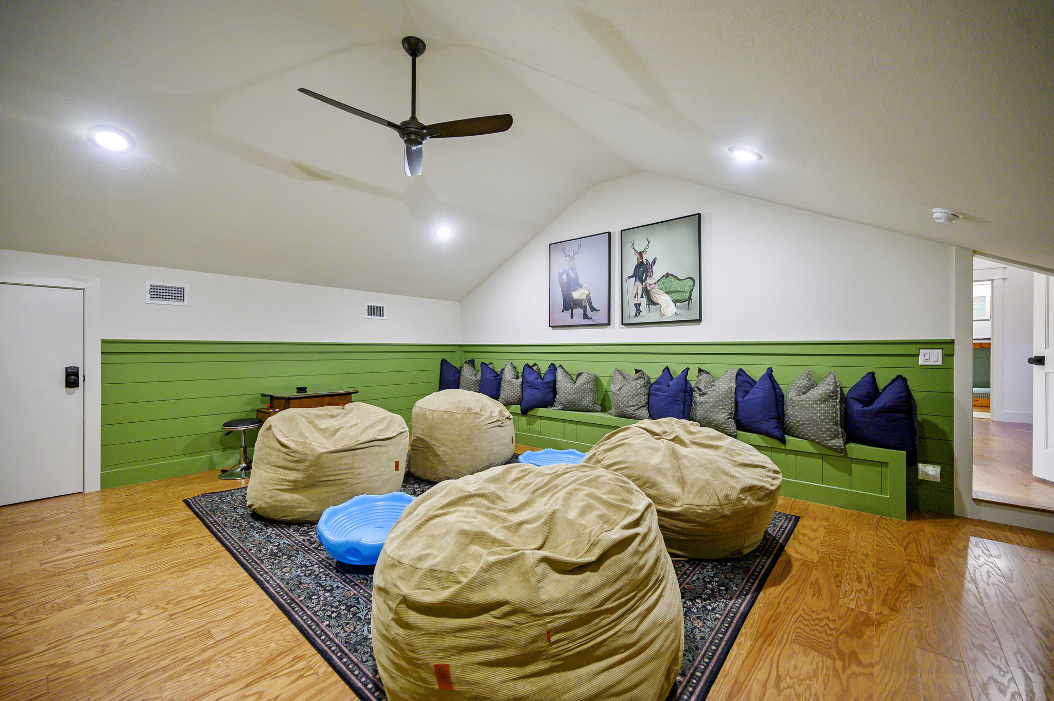 Kick back, relax, and let the good times roll in this comfy cabin game room.