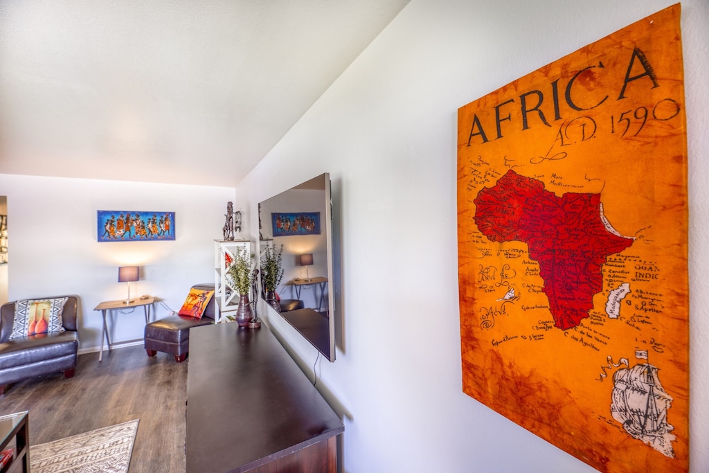 "My land is Kenya!"  Come and enjoy some African hospitality in Suite 25.