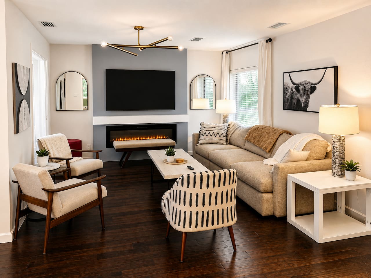 Cozy modern living room with symmetry