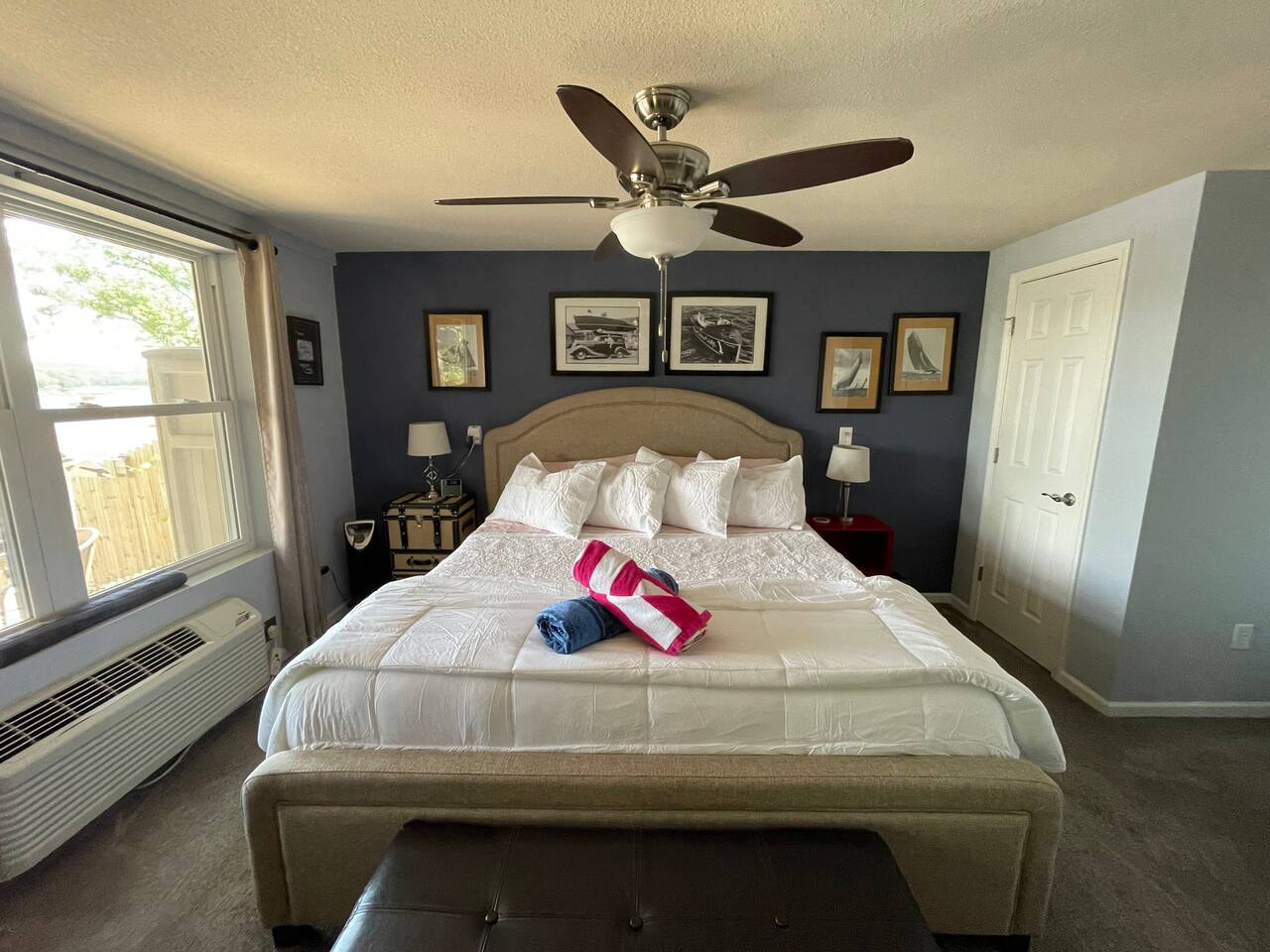 Comfortable temperatures with a Amana Cool/Heater with a ceiling fan. 