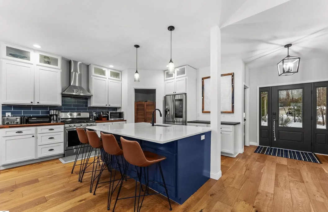 The oversize island provides a great hub for preparing meals and reflecting on the day.