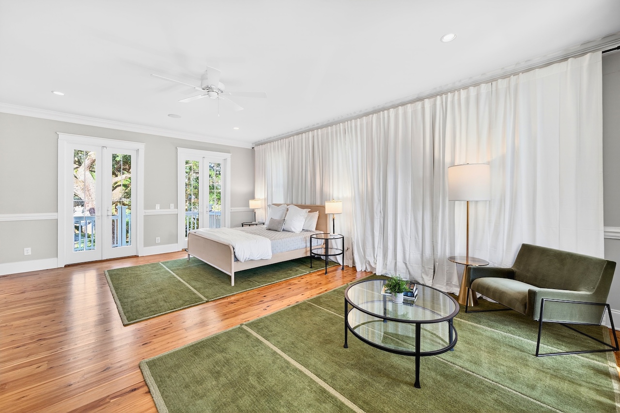 King Room 3 with Seating Area