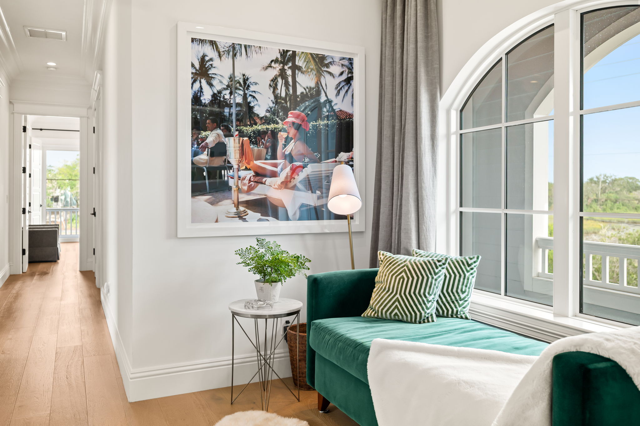 Unique charm at each turn