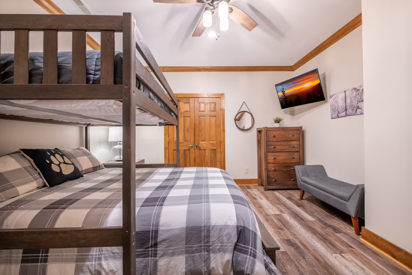 Full over Queen Bedroom 4