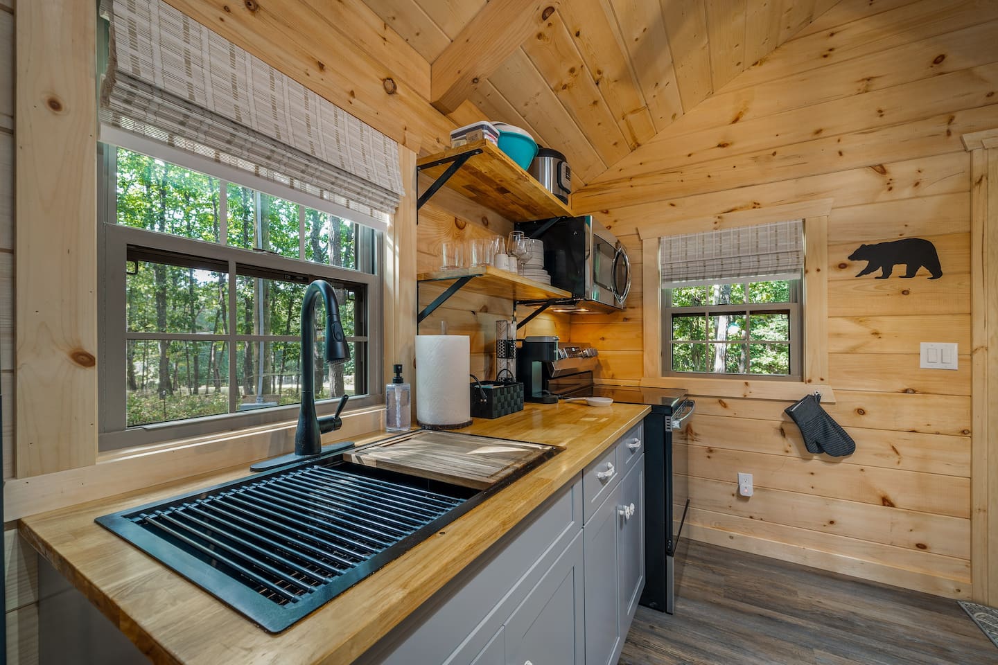 Full kitchen with full size stove and microwave