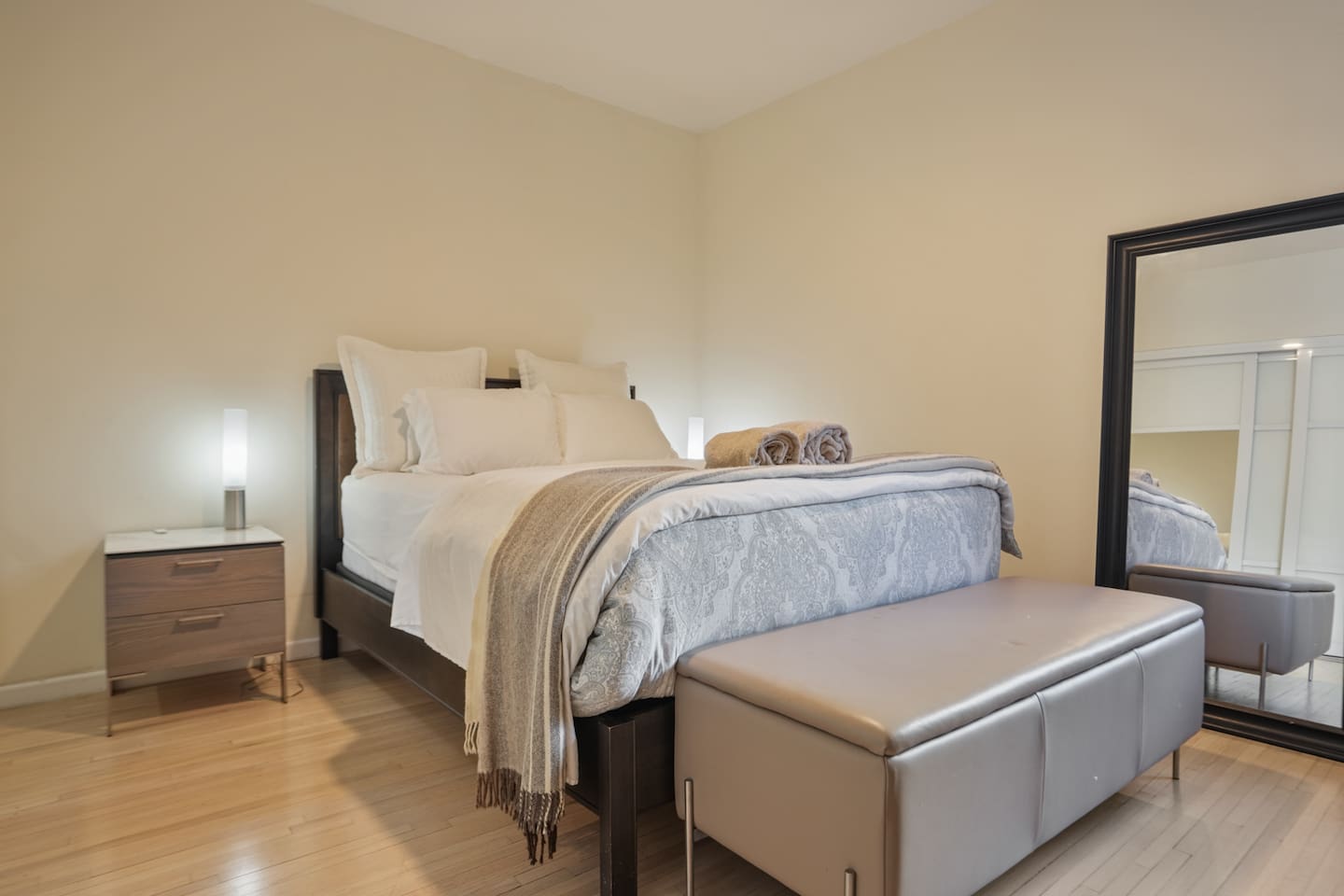 Queen Bed