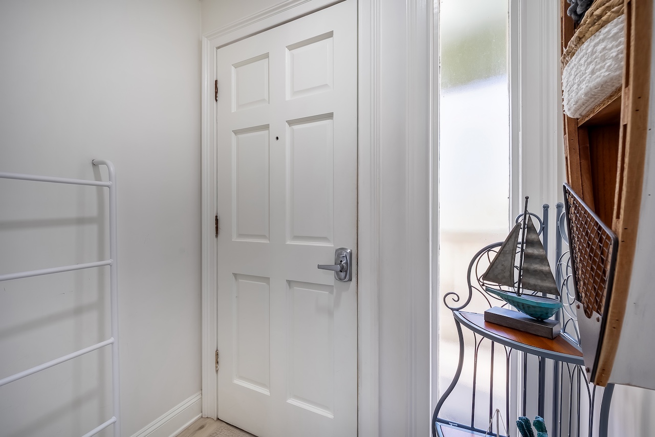 Front entrance | Susu's Sea Cabin | 238C 1300 Ocean Blvd | Isle of Palms, SC | IOP Escapes