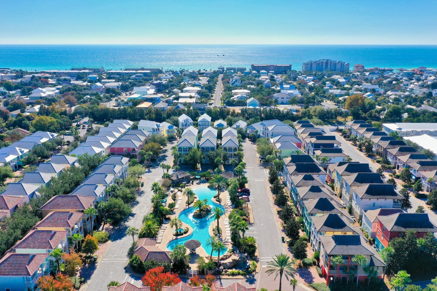 Walking Distance to the Beach!