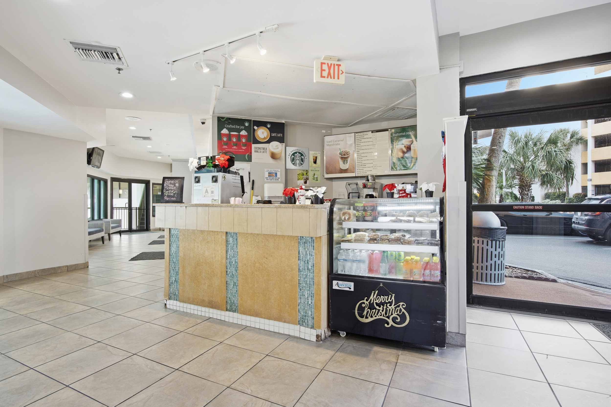 On-site Starbucks located in the Lobby