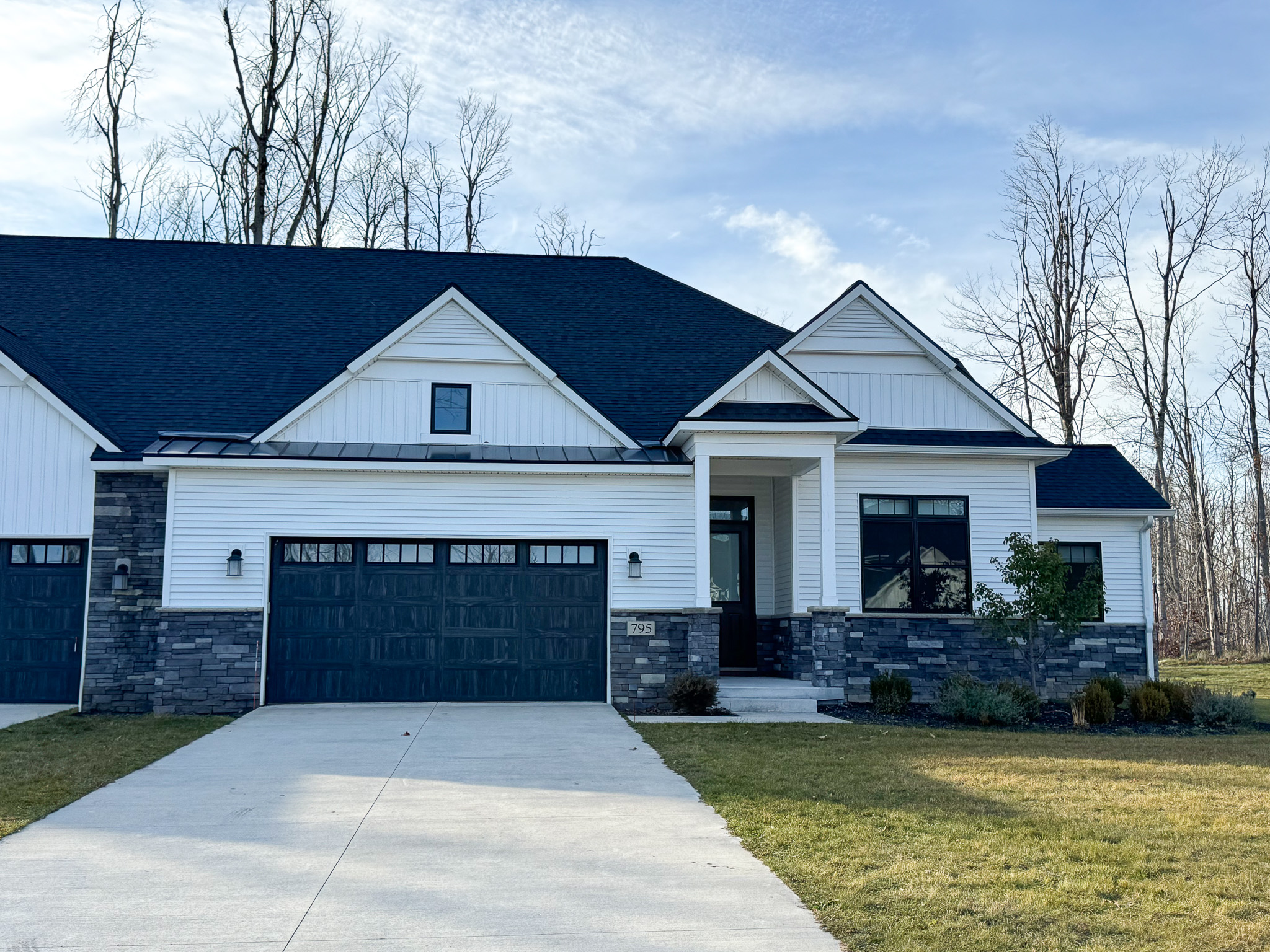 Exterior of this townhome located in the Birchwood Farms Golf and Country Club Community.