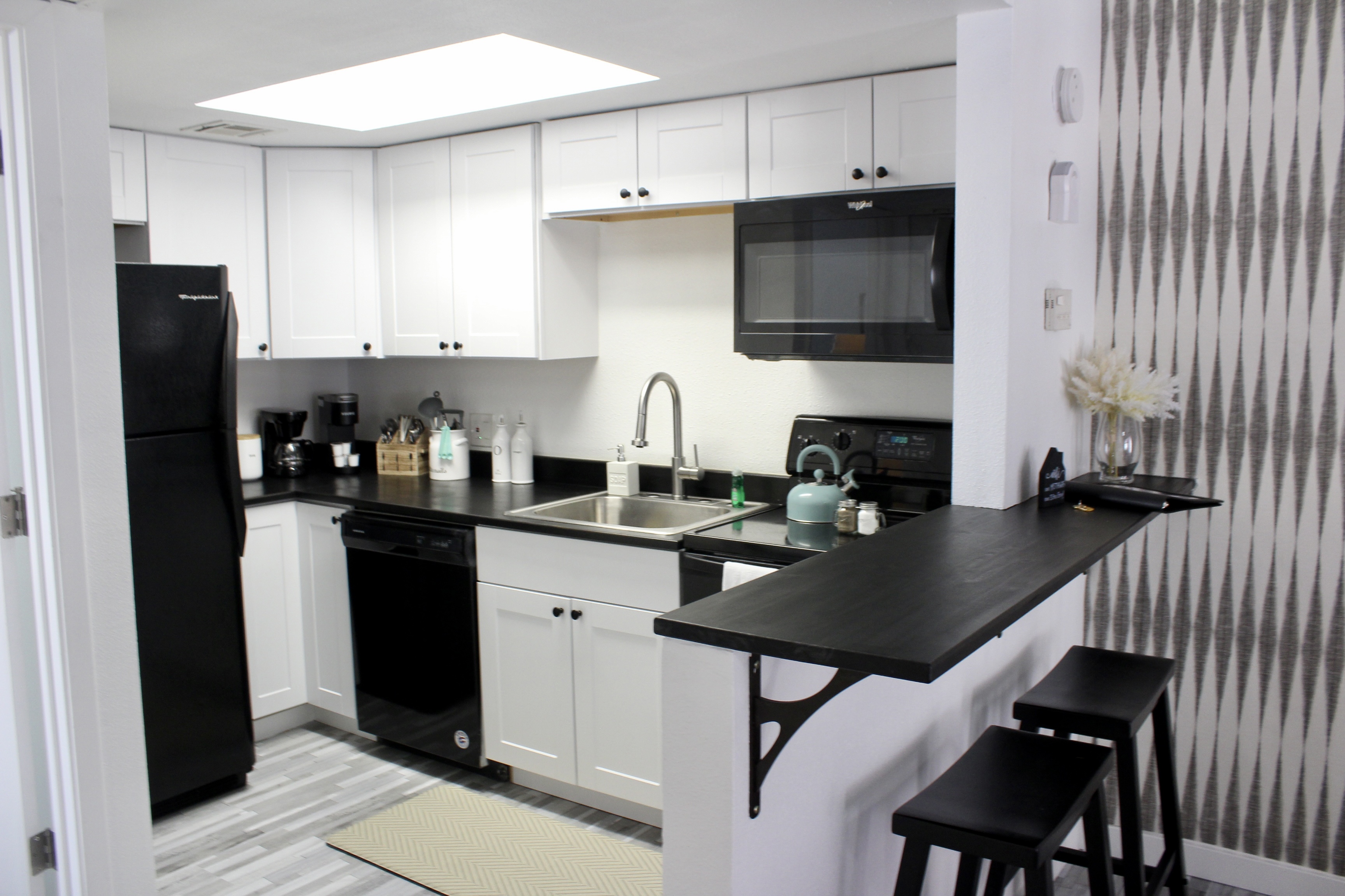 Pool & Hot Tub | Multi-Streaming | By Airport, ASU 4