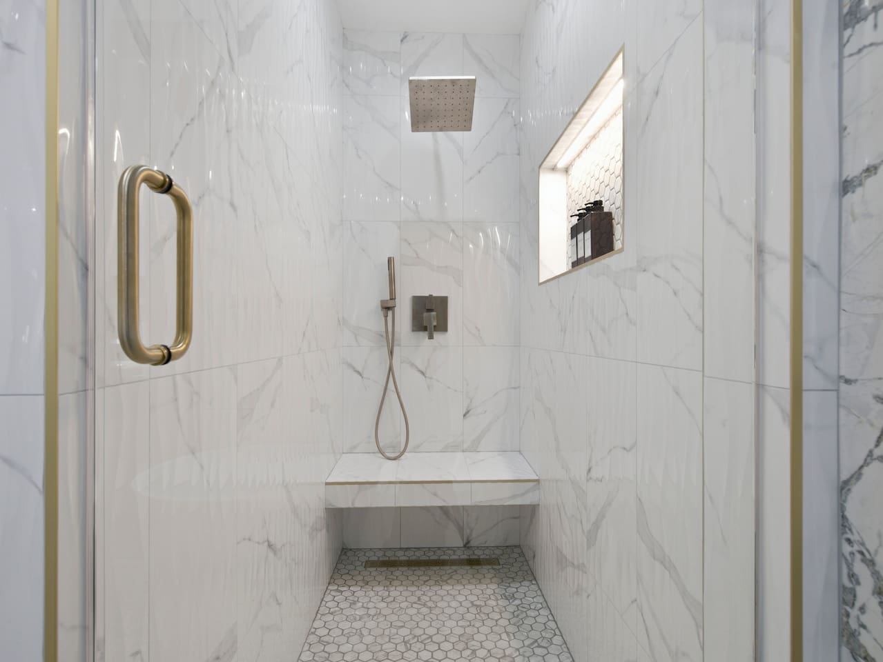 Refresh and recharge in a sleek, stylish shower designed to make your everyday routine feel a little more special.