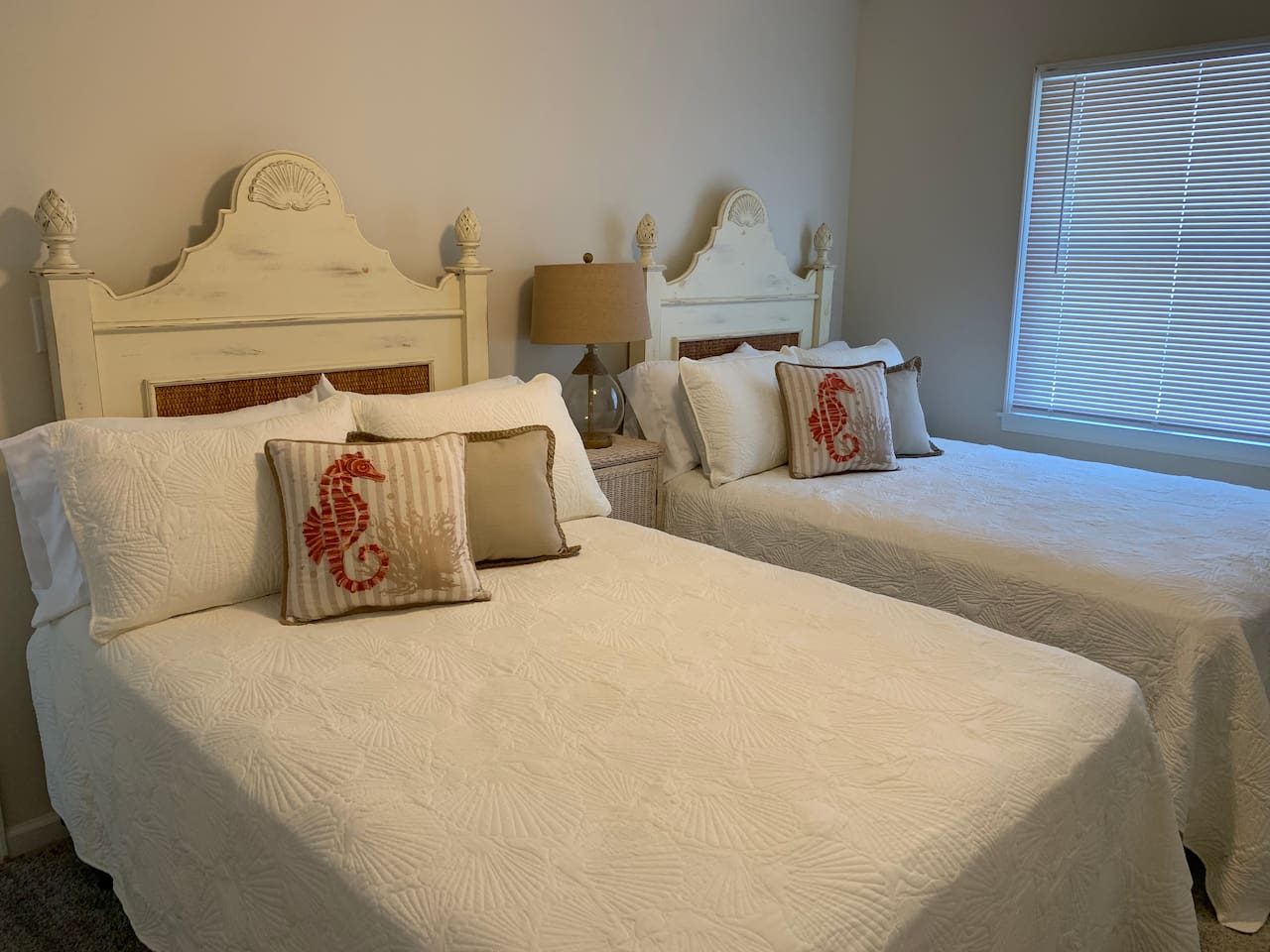 Upstairs Bedroom - Two Fulls