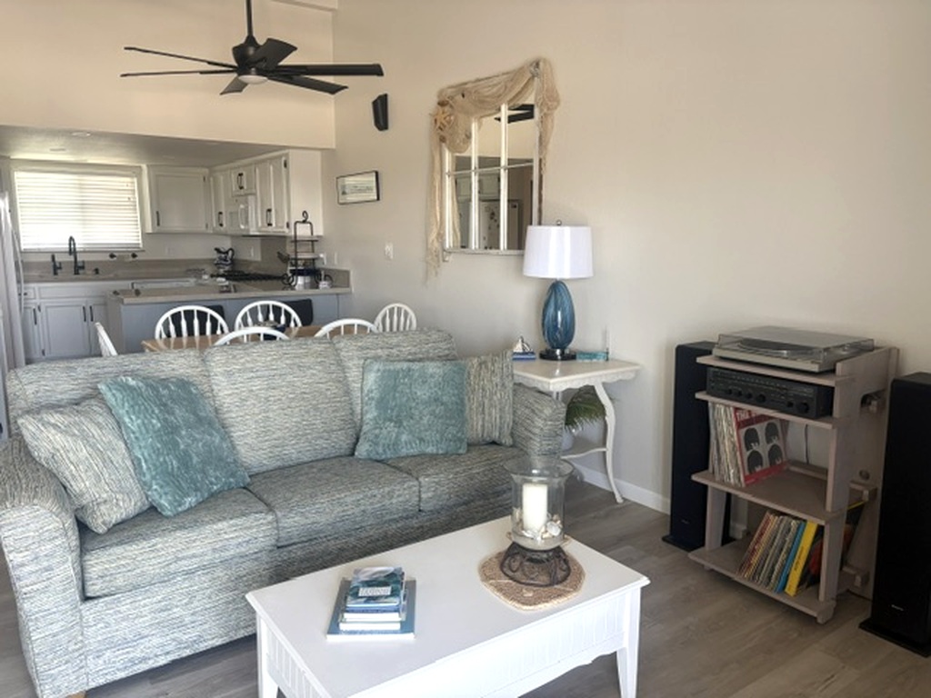 Upstairs - livingroom