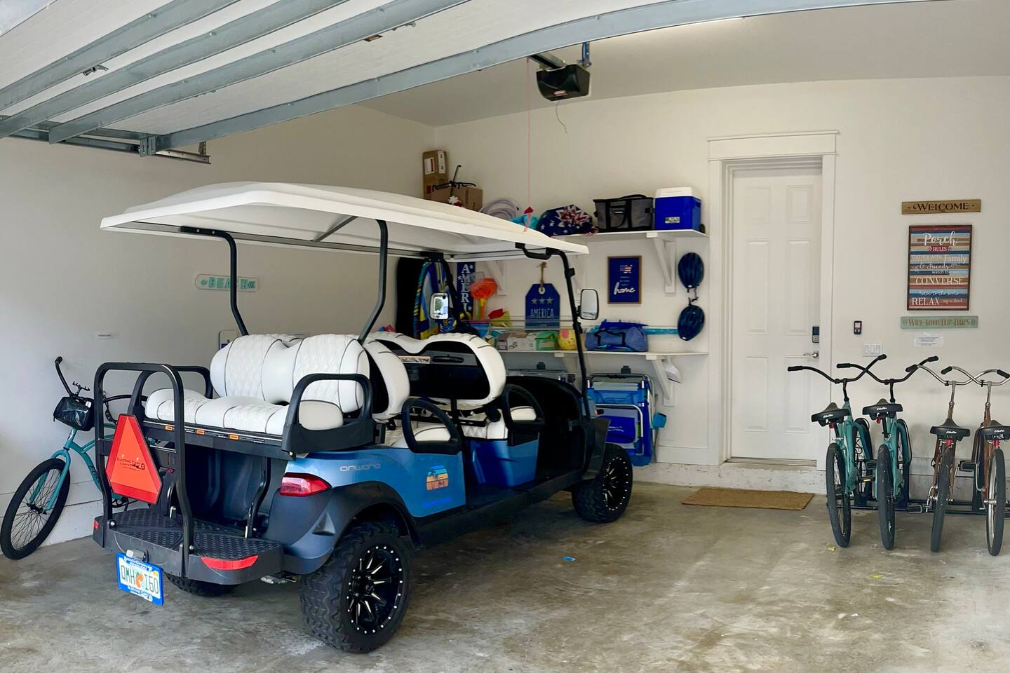 6 seater golf cart available with 30A Gulf Carts.  Rental Credit $300.00 toward Golf Cart Rental
4 bikes, 4 beach chairs, cabana tent for beach.