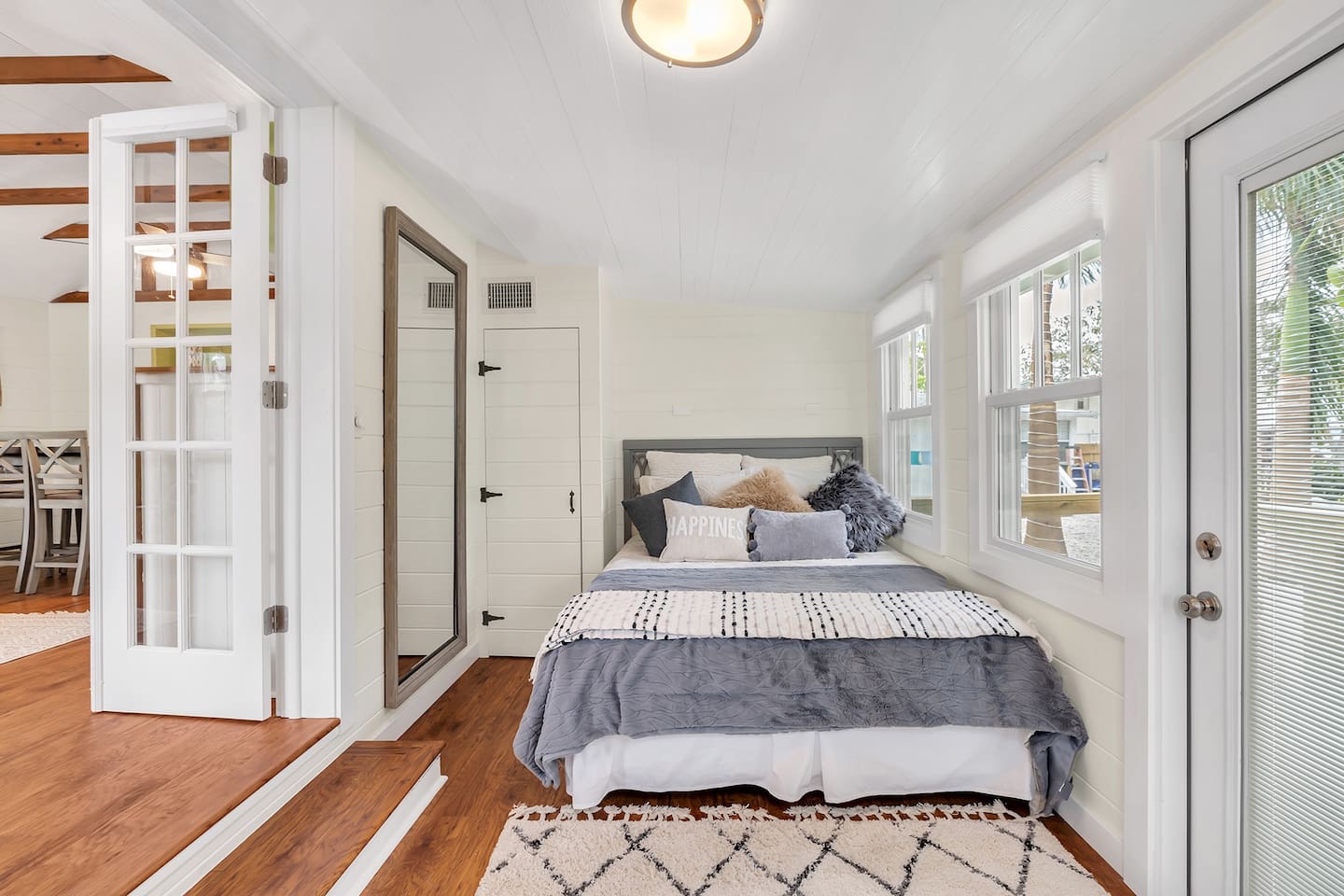 Waterfront Queen Bedroom with deck! 