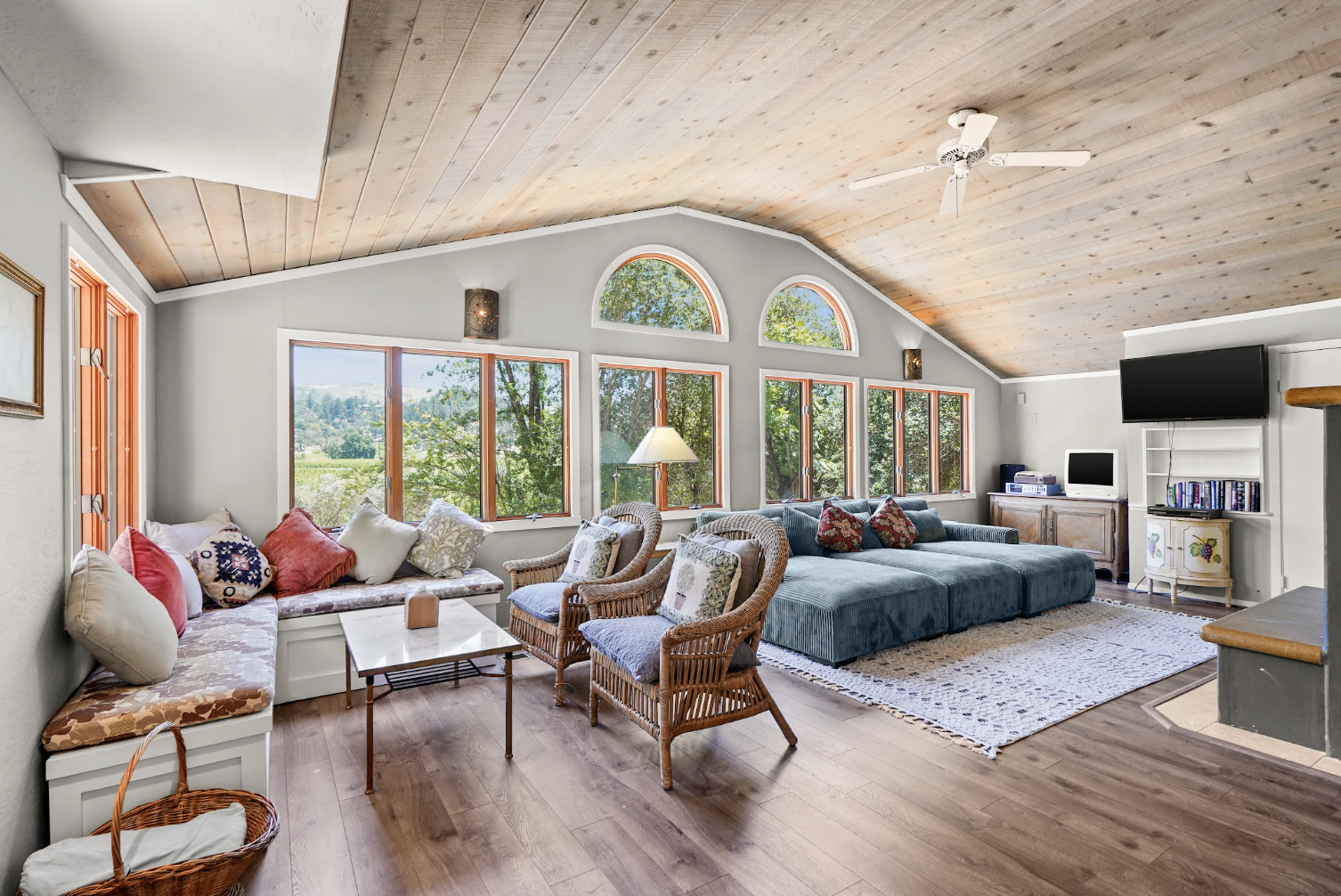 Bright living room with vaulted ceilings