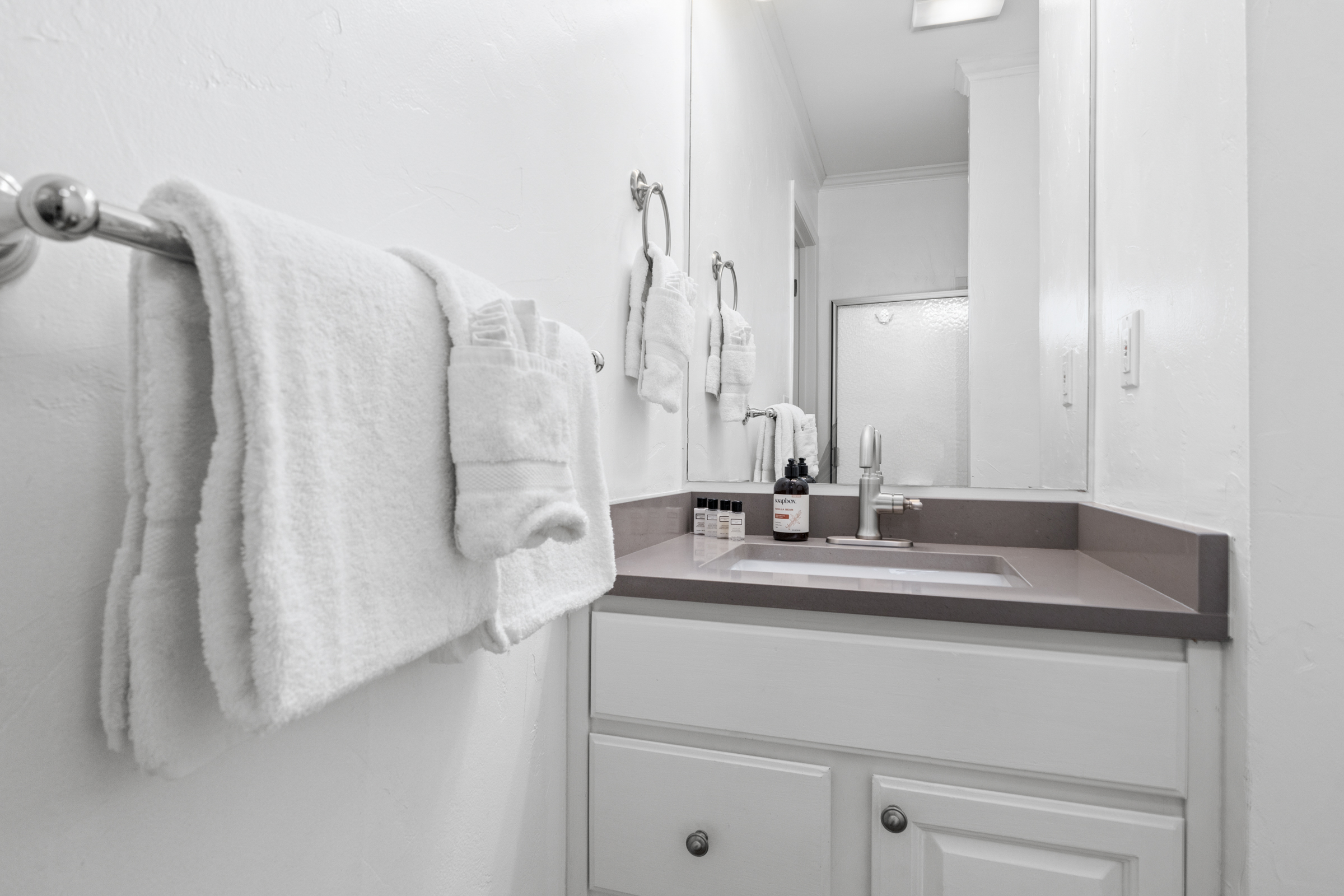 Bathroom 2 | Vanity | Sink