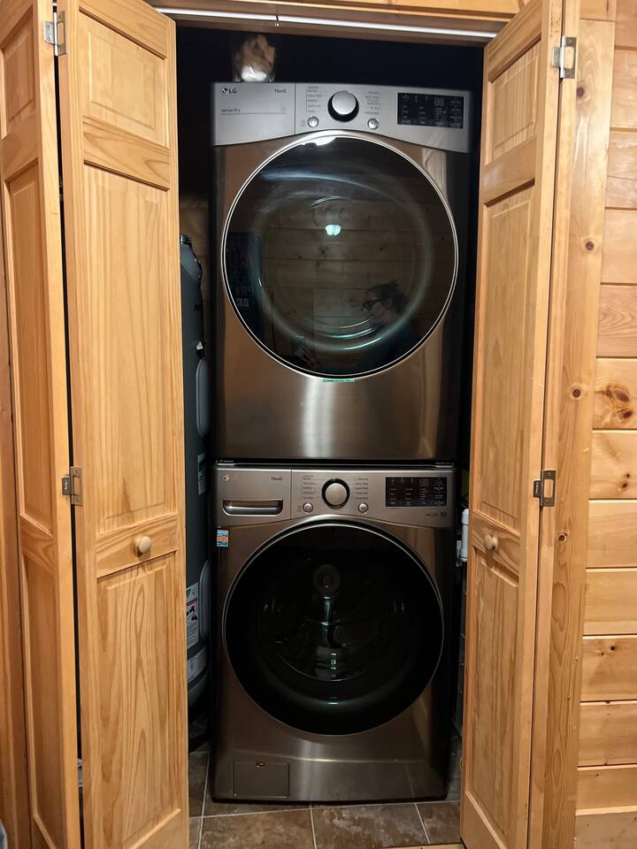 LG wifi washer/dryer in lower level bunk room