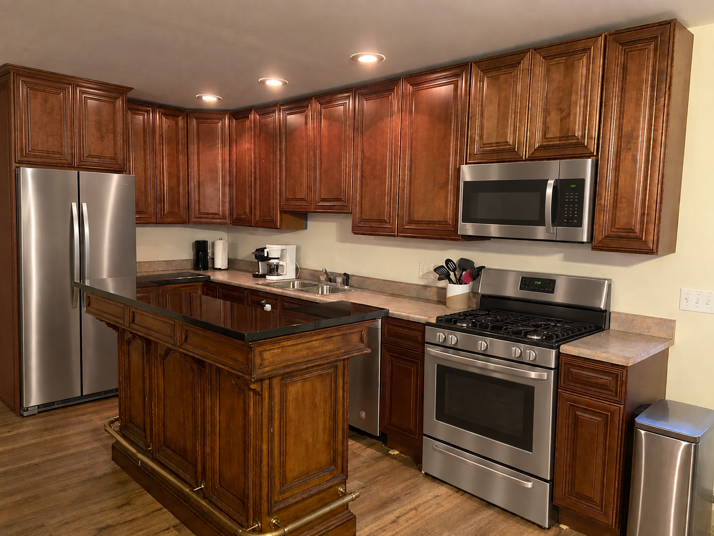 2nd Full Kitchen