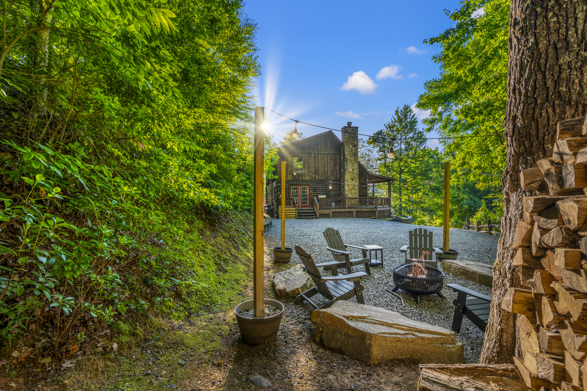 Imagine cozy nights under the string lights - Relax and enjoy the moments with friends and family around the fire pit. Get ready for friendly competition while playing corn hole during the day!