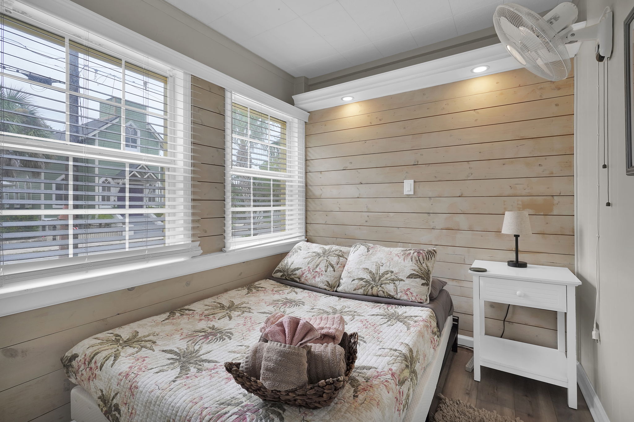 Quiet comfortable and private