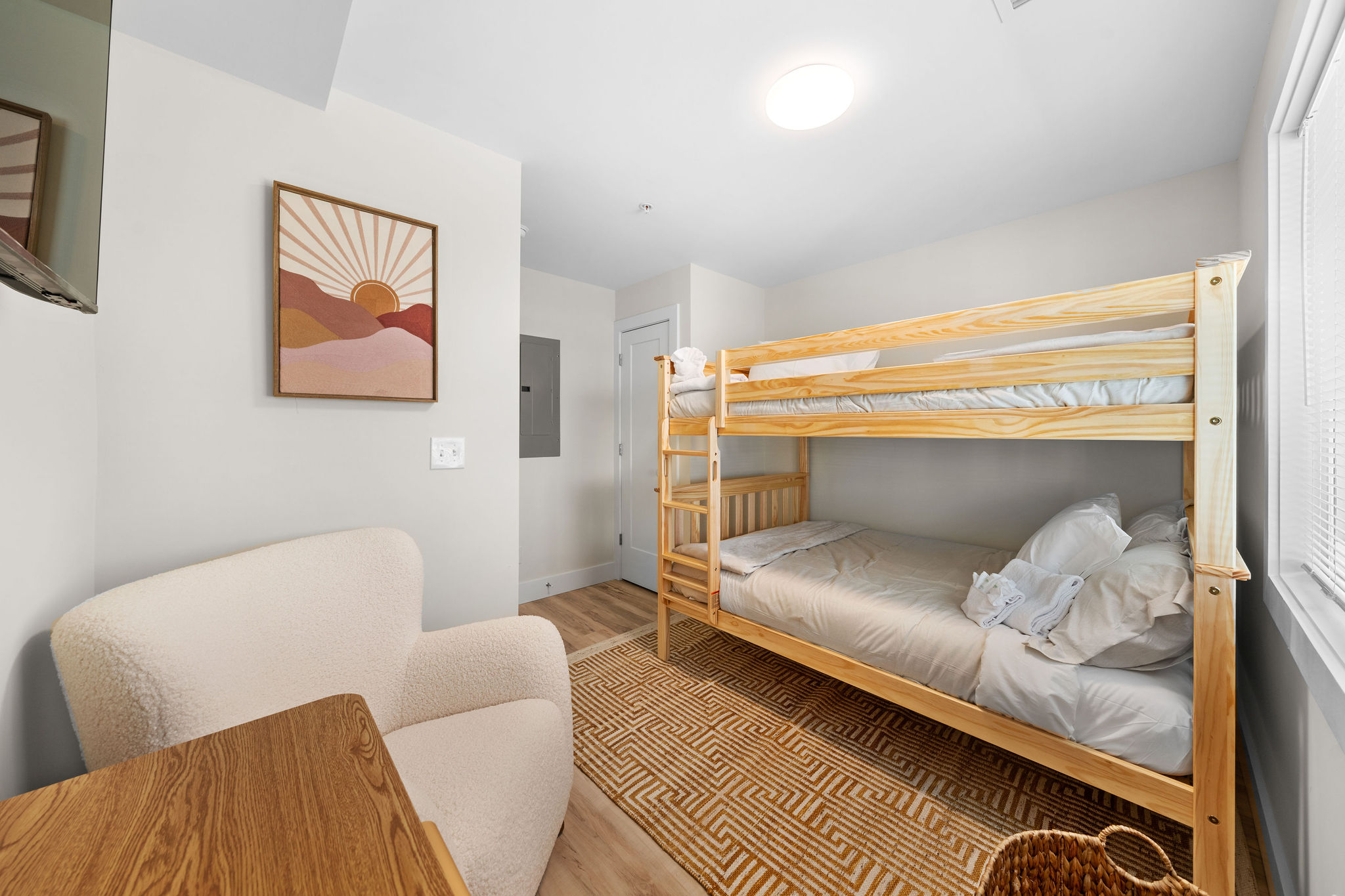 Bed linens provided - Bedroom 2 (Full over Full bunkbed)