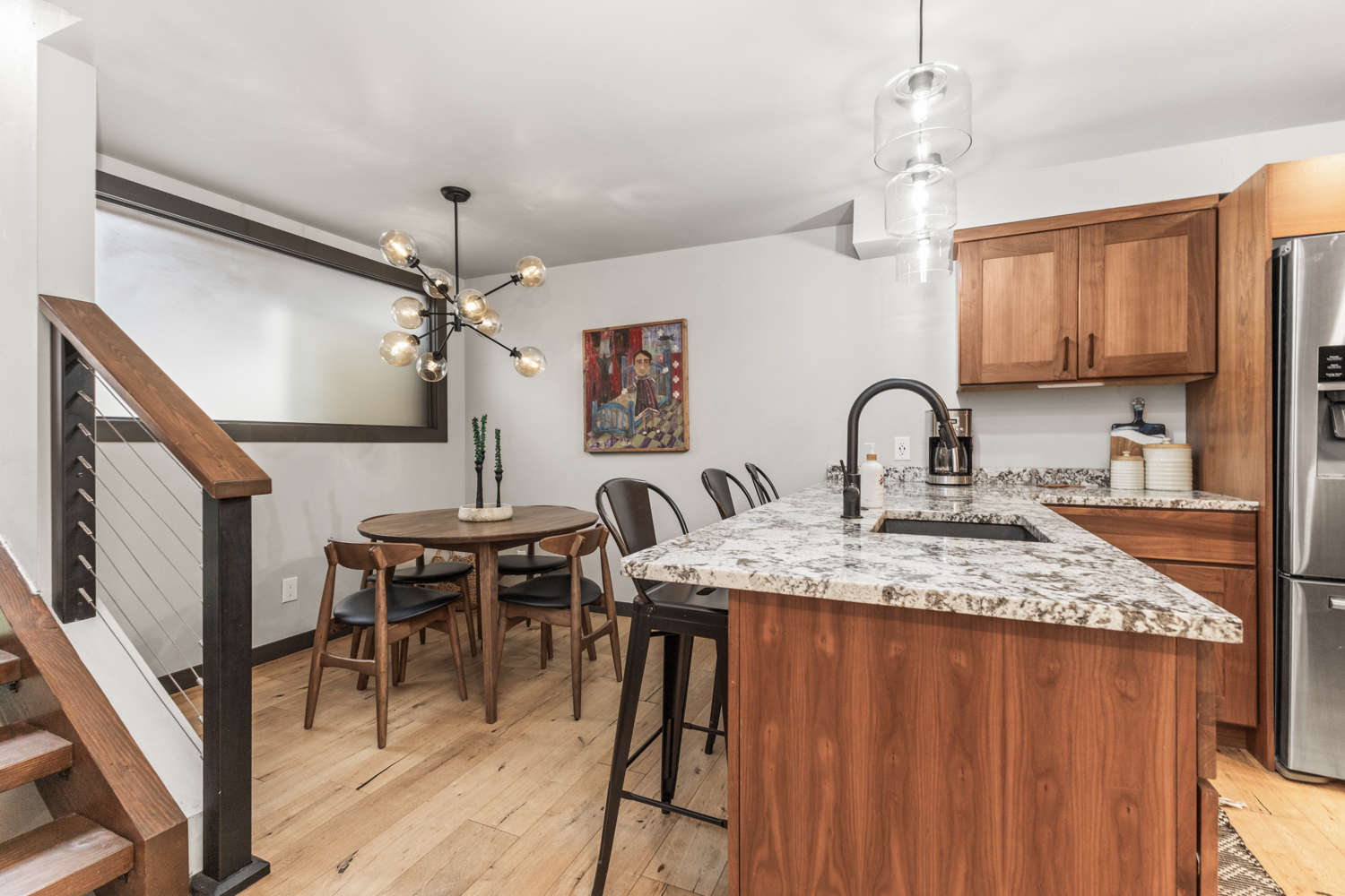 Breakfast Bar | Dining Area
