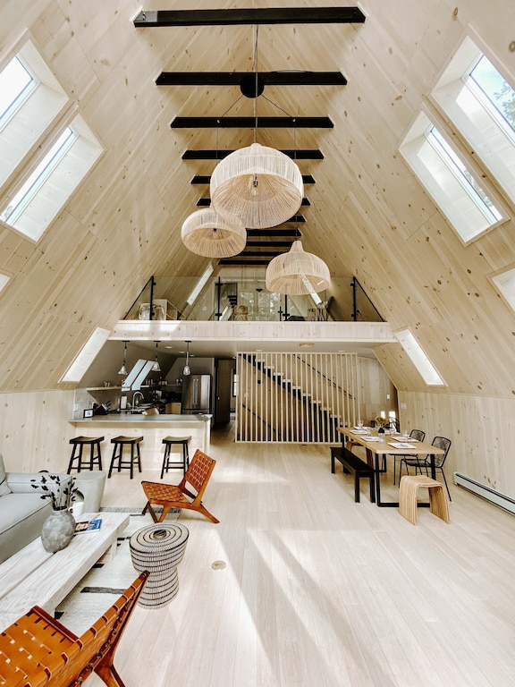 Newer A-Frame | 4bd | Hot Tub | Hiking & Skiing