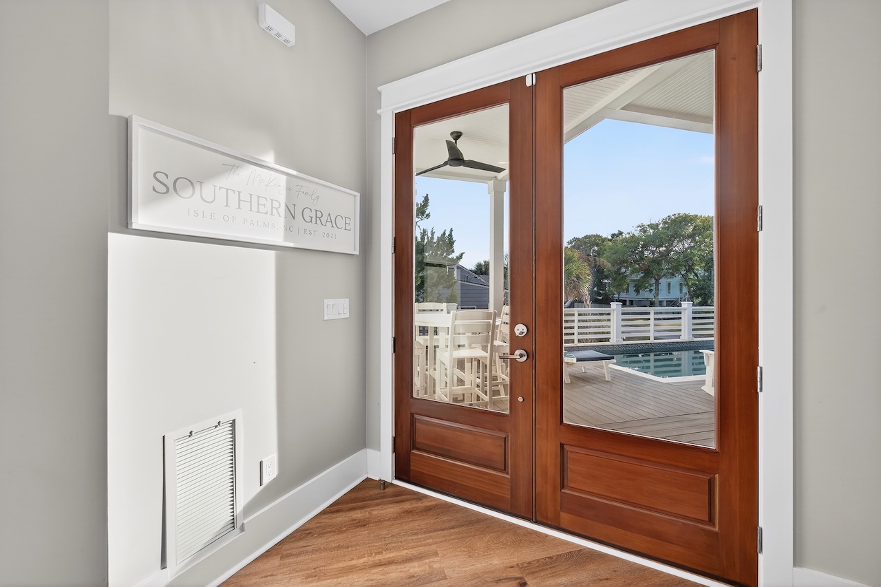 Front Door  | Southern Grace | 6 23rd Ave.