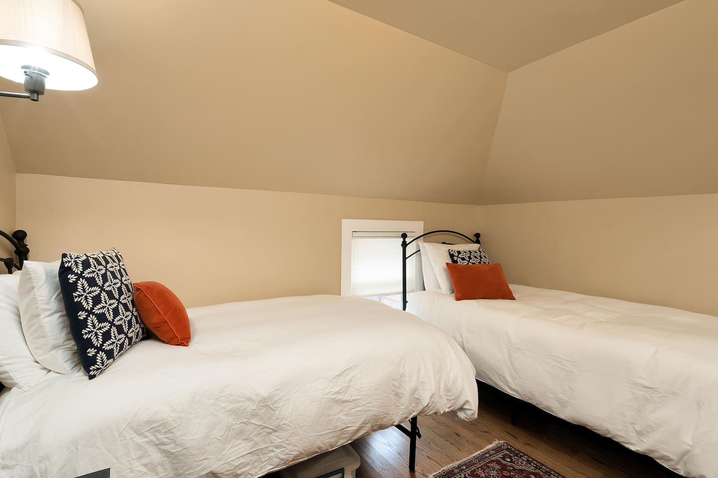 2nd Level Guest Room: Features two comfortable twin beds and ample space, providing a cozy and private retreat for extra guests or family members.