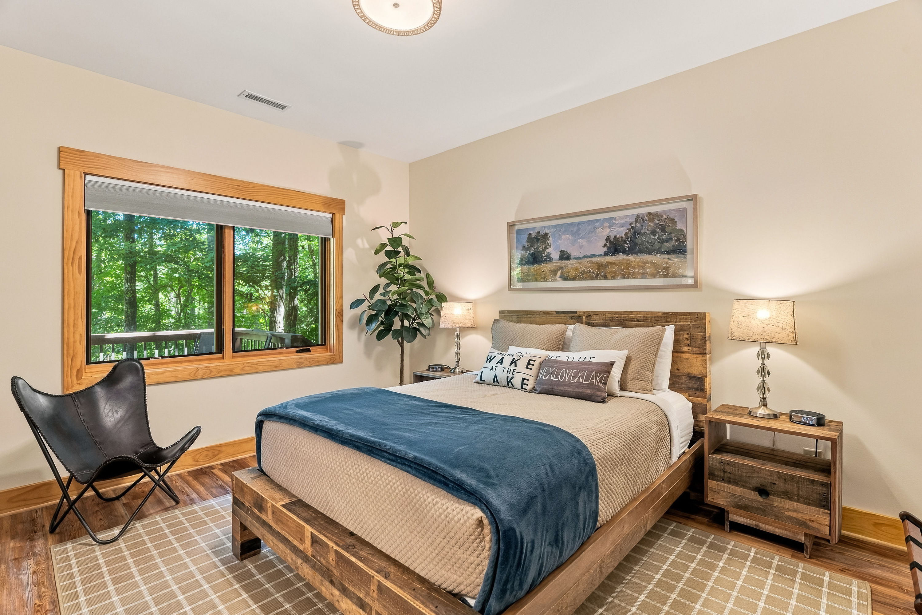 Bedroom 2 with queen sized bed
