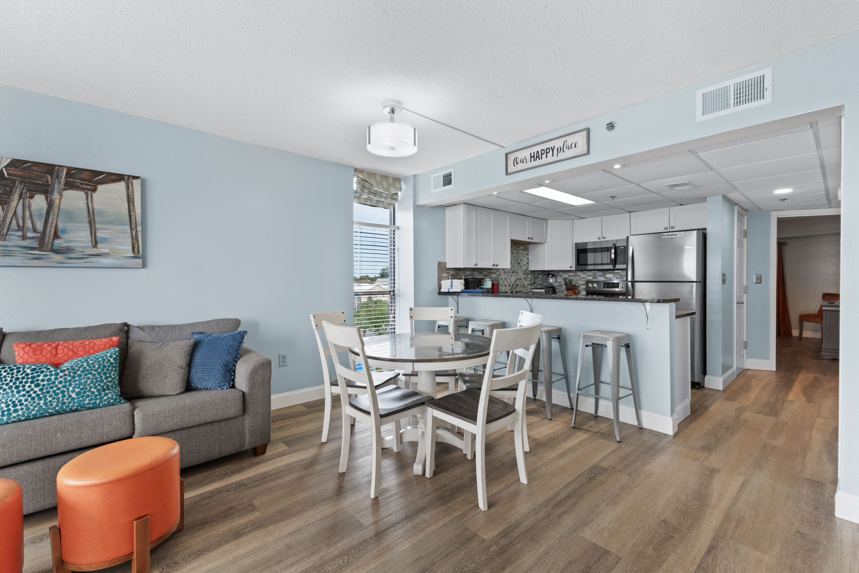 Dining area - Table and chairs plus bar seating