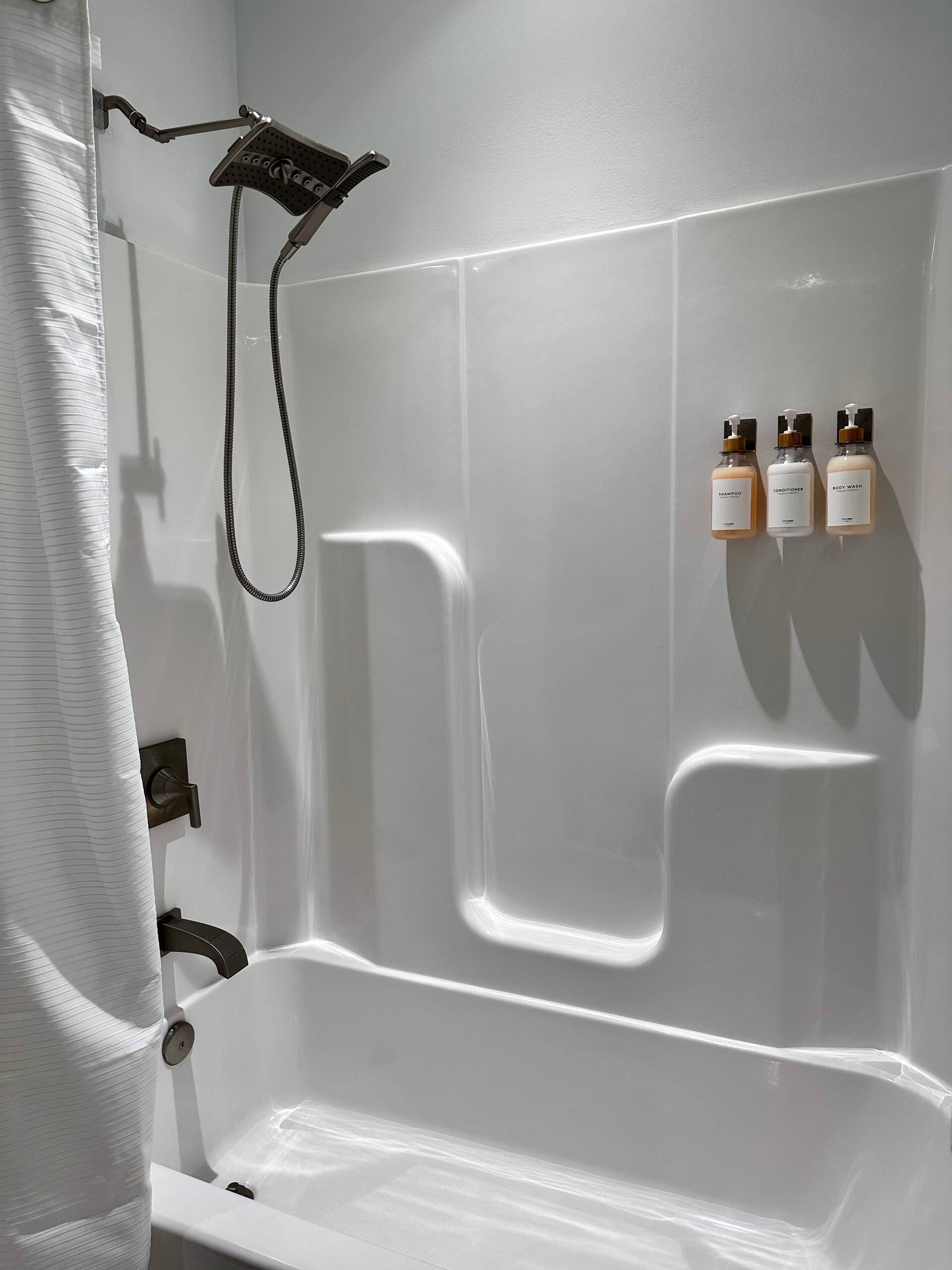 Master's Bathroom