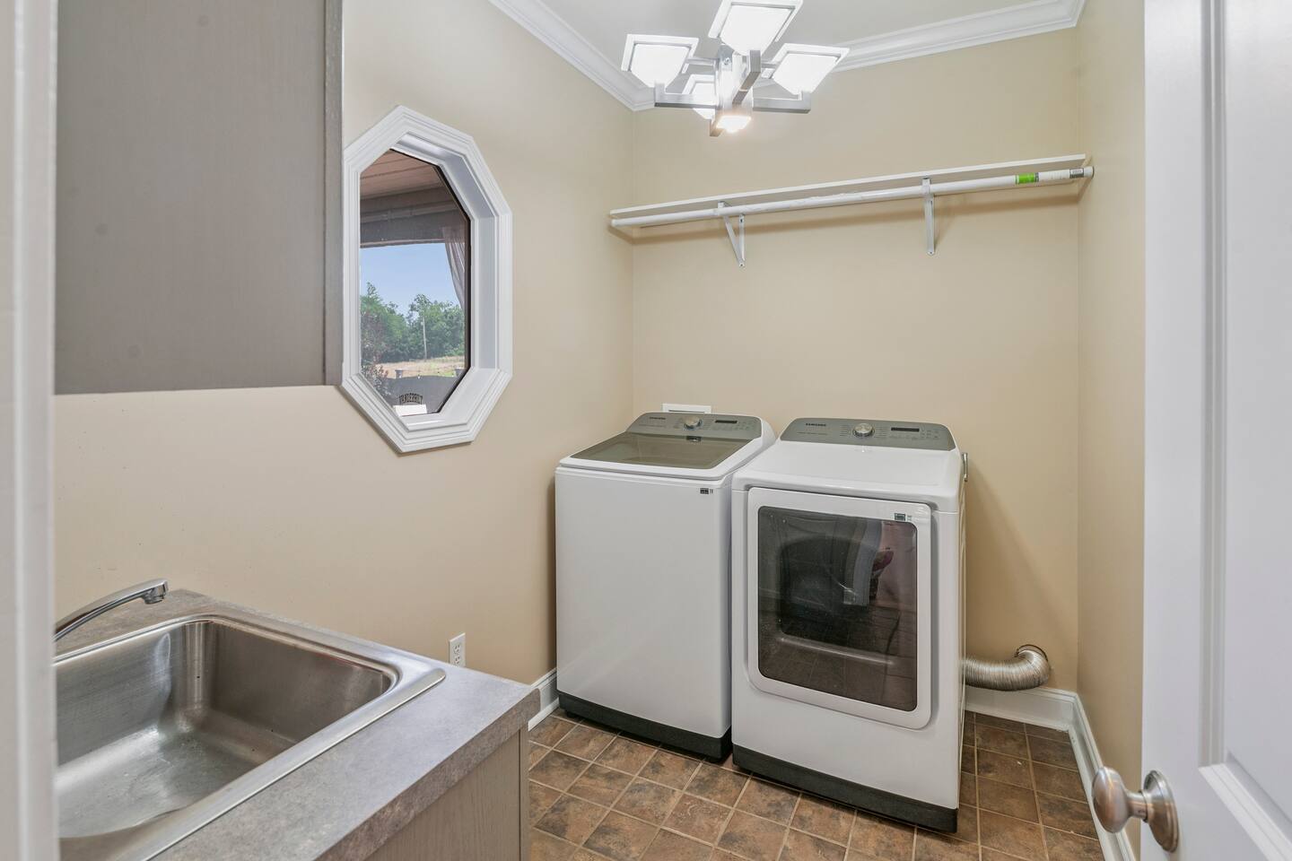 Laundry Room in The Chalet