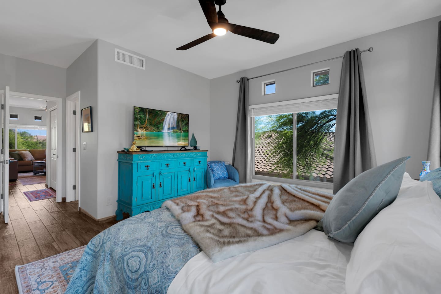 Luxurious king bedroom with with gorgeous views, smart-TV, and private bathroom.