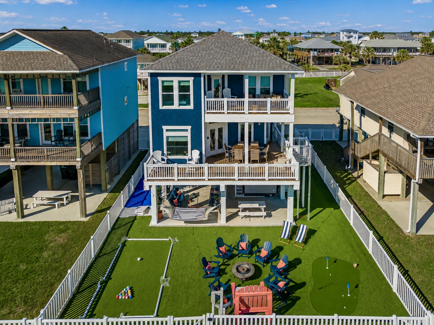 Ocean views from three levels.
