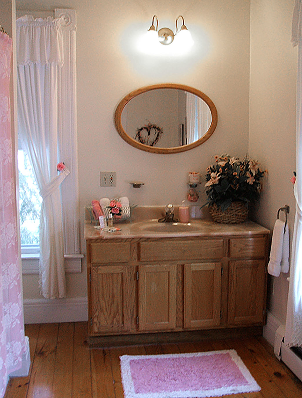 Rose Rose bath w/ shower