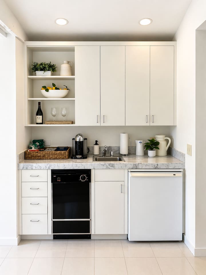 Kitchenette