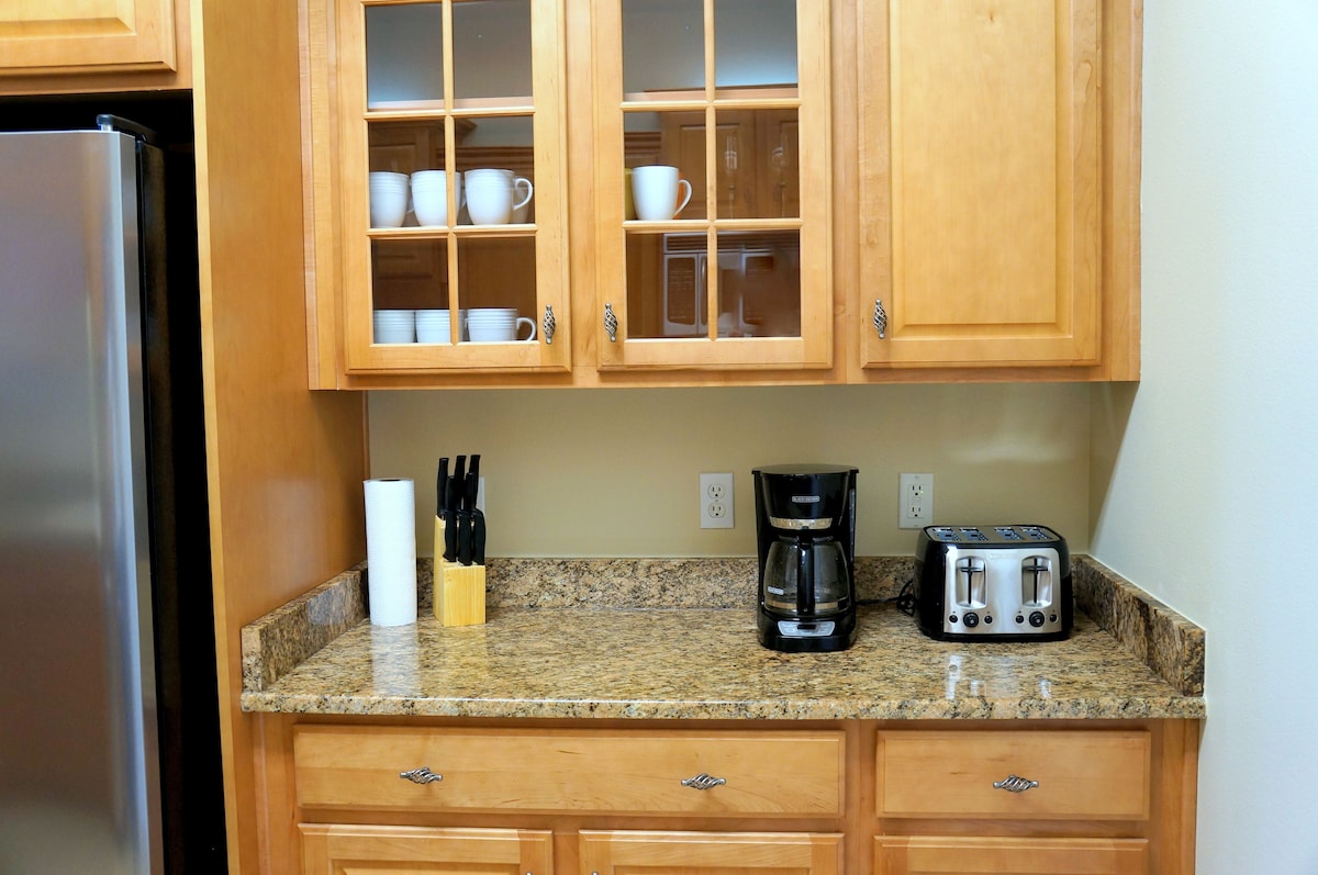 Fully stocked kitchen. 