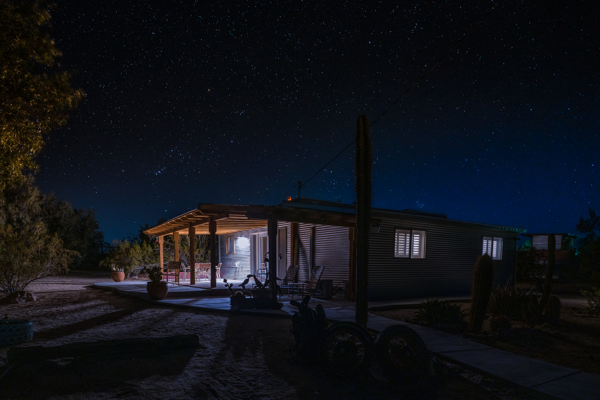 Secluded Retreat With Outdoor Fireplace And Patio - Stunning Desert Oasis - Twentynine Palms, CA